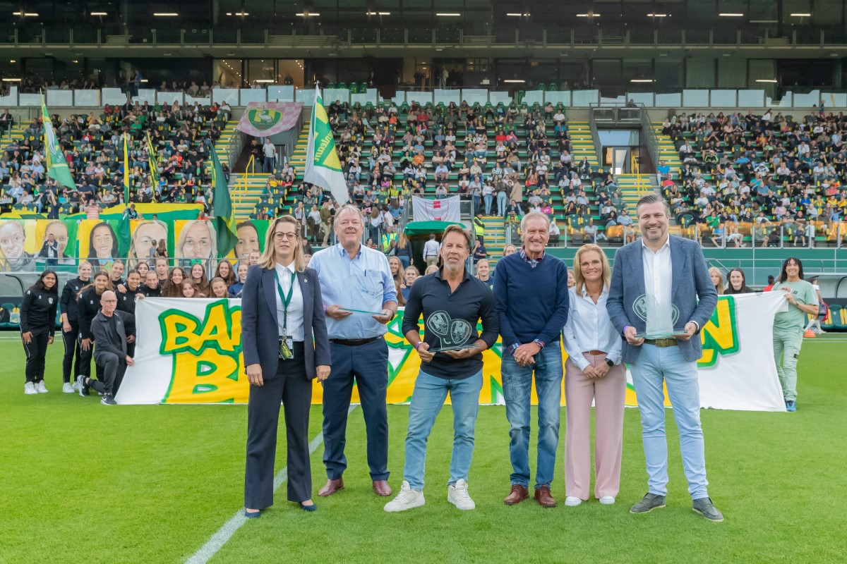 images/gallery/Sfeerimpressie ADO V - PSV V